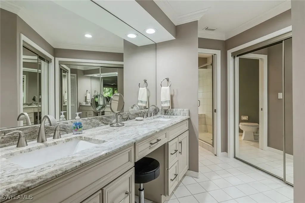 6652 Trident Way Naples FL 34108