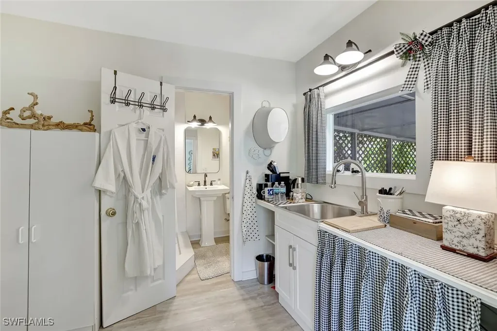 10810 Goodwin Street Bonita Springs FL 34135