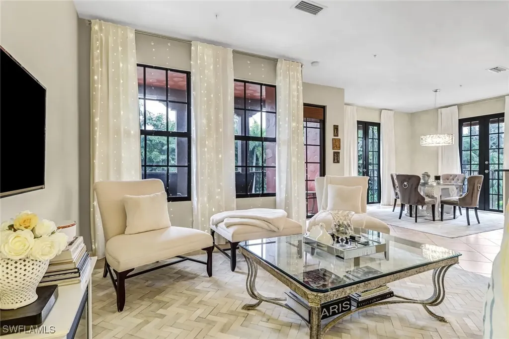 8997 Cambria Circle Naples FL 34113