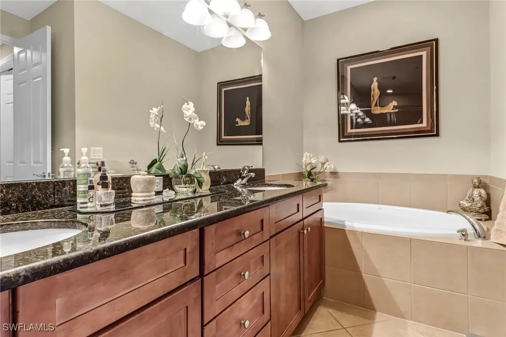 8997 Cambria Circle Naples FL 34113