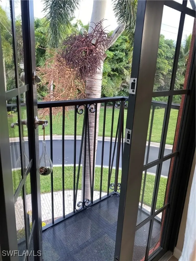 8997 Cambria Circle Naples FL 34113