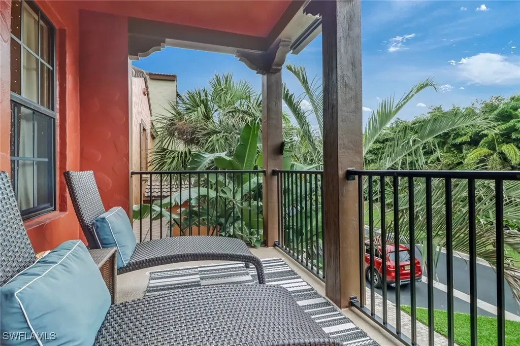 8997 Cambria Circle Naples FL 34113