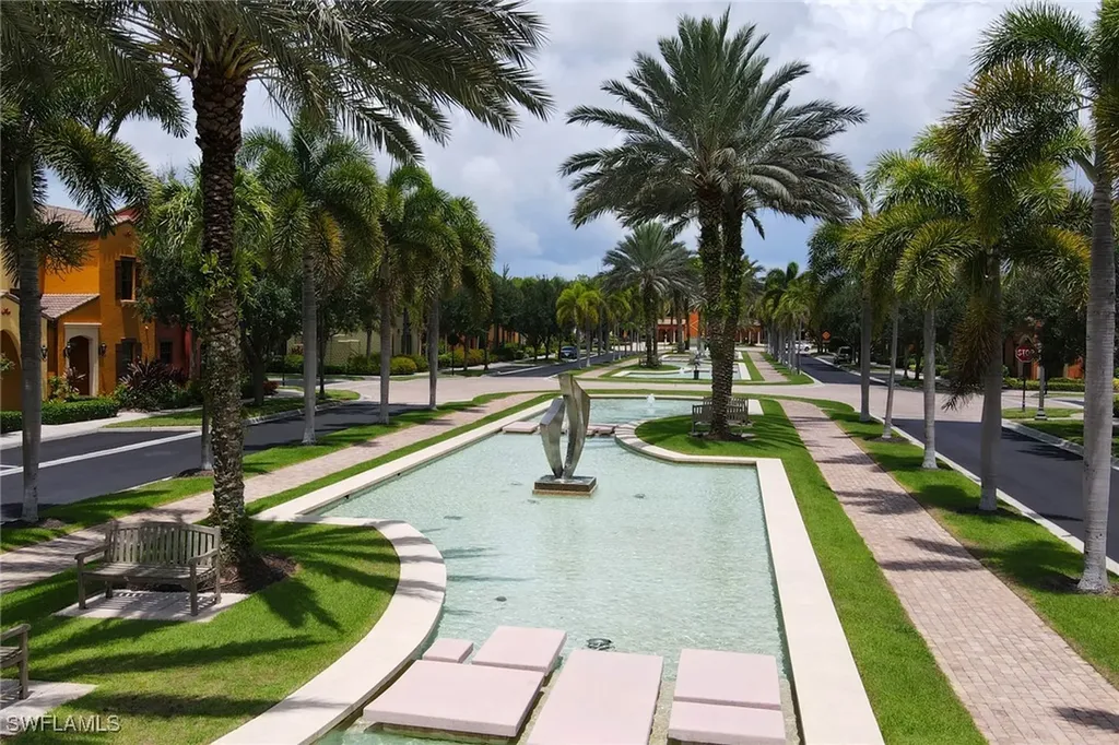 8997 Cambria Circle Naples FL 34113