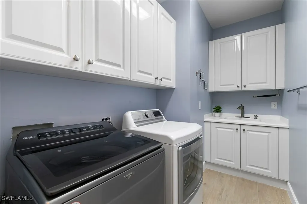 9024 Cherry Oaks Trail Naples FL 34114