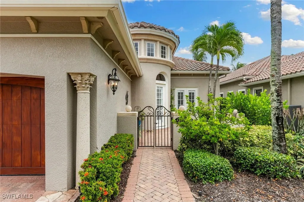 9024 Cherry Oaks Trail Naples FL 34114