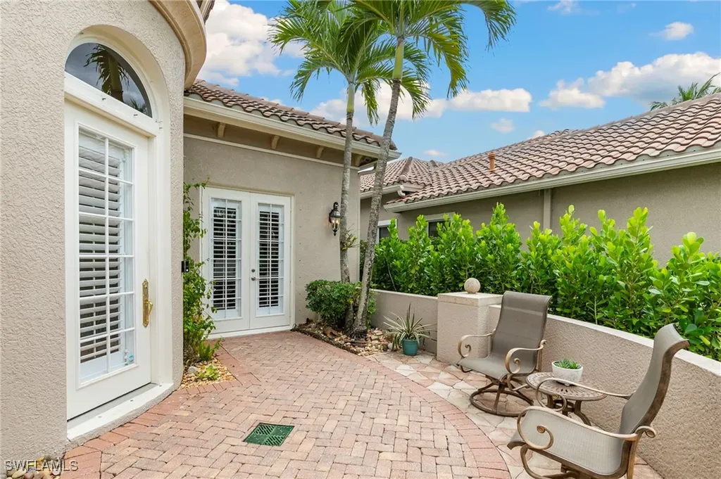 9024 Cherry Oaks Trail Naples FL 34114