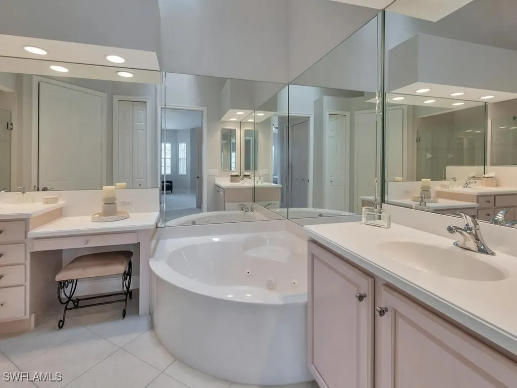 10221 Bellavista Circle Miromar Lakes FL 33913