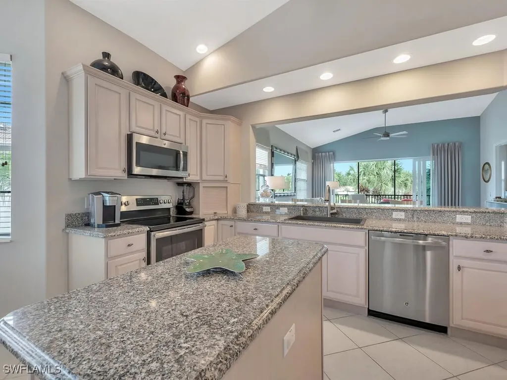 10221 Bellavista Circle Miromar Lakes FL 33913