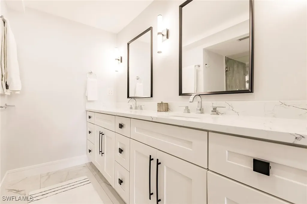 4001 Gulf Shore Boulevard N Naples FL 34103