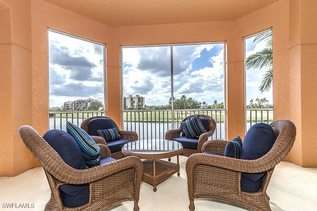 538 Avellino Isle Circle Naples FL 34119