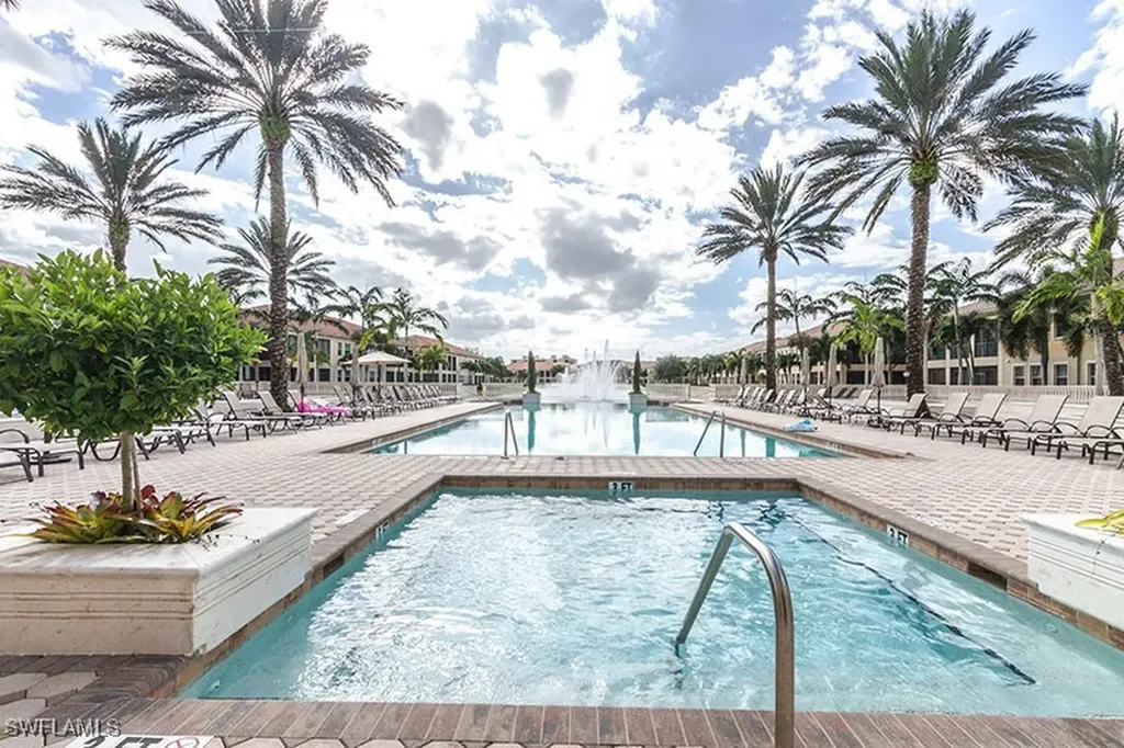 538 Avellino Isle Circle Naples FL 34119