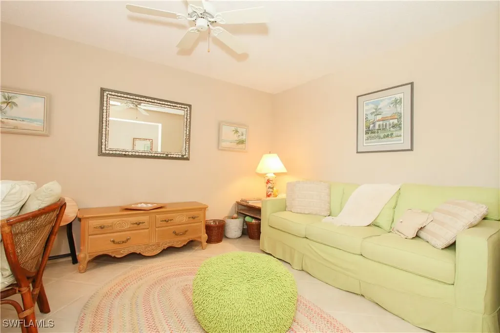 10686 Gulf Shore Drive Naples FL 34108