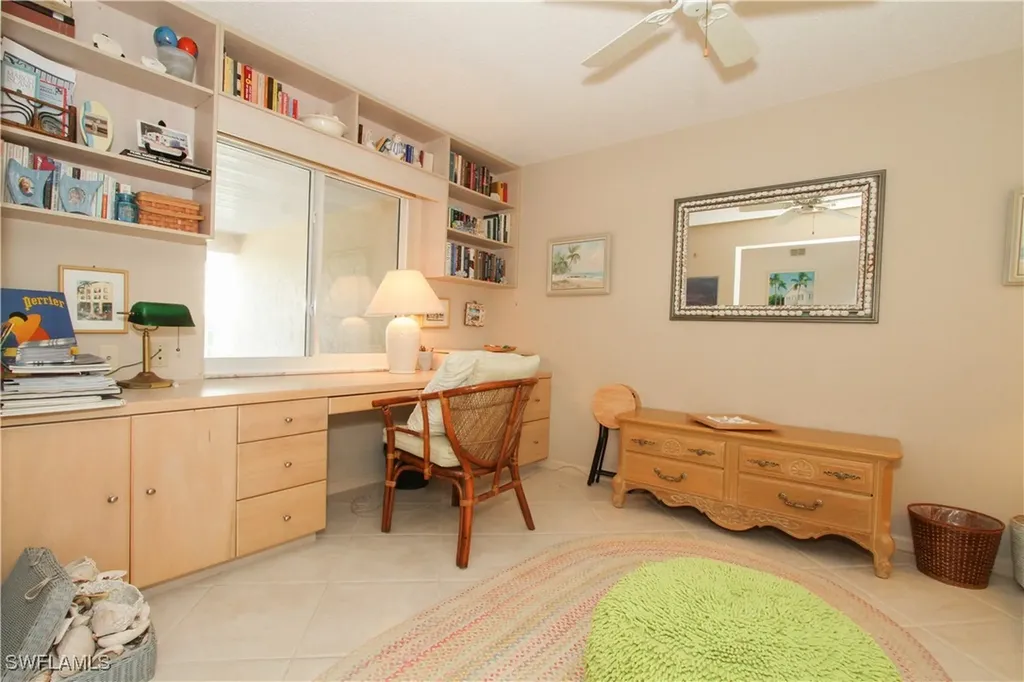 10686 Gulf Shore Drive Naples FL 34108