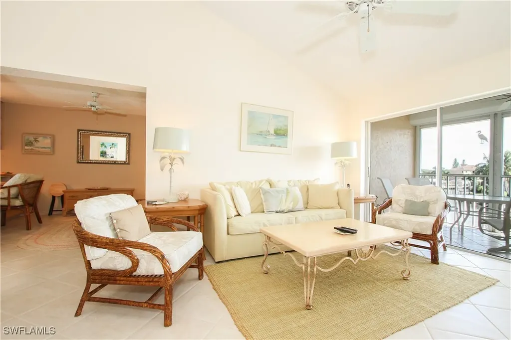 10686 Gulf Shore Drive Naples FL 34108