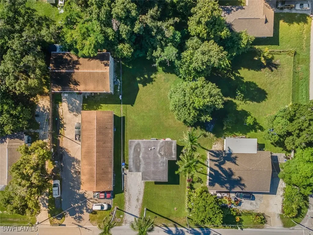 3916 Woodside Avenue Fort Myers FL 33916