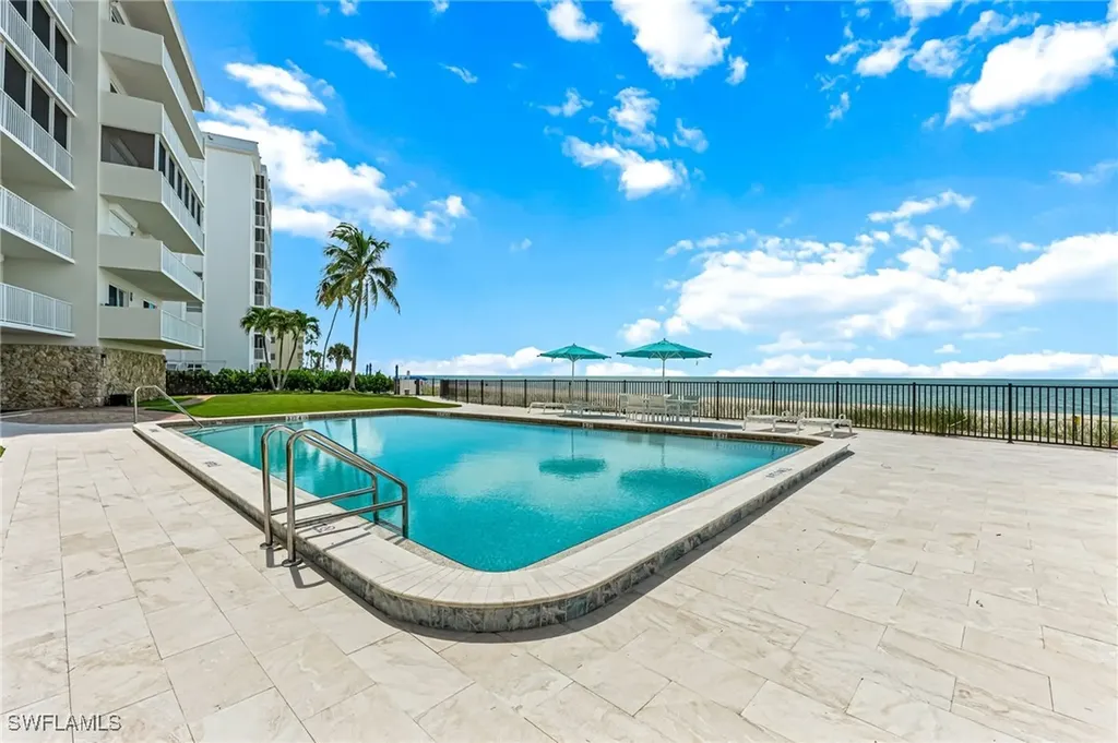 1977 Gulf Shore Boulevard N Naples FL 34102