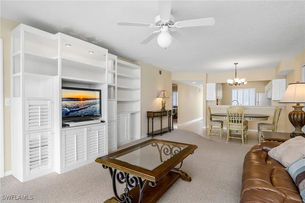 10682 Gulf Shore Drive Naples FL 34108