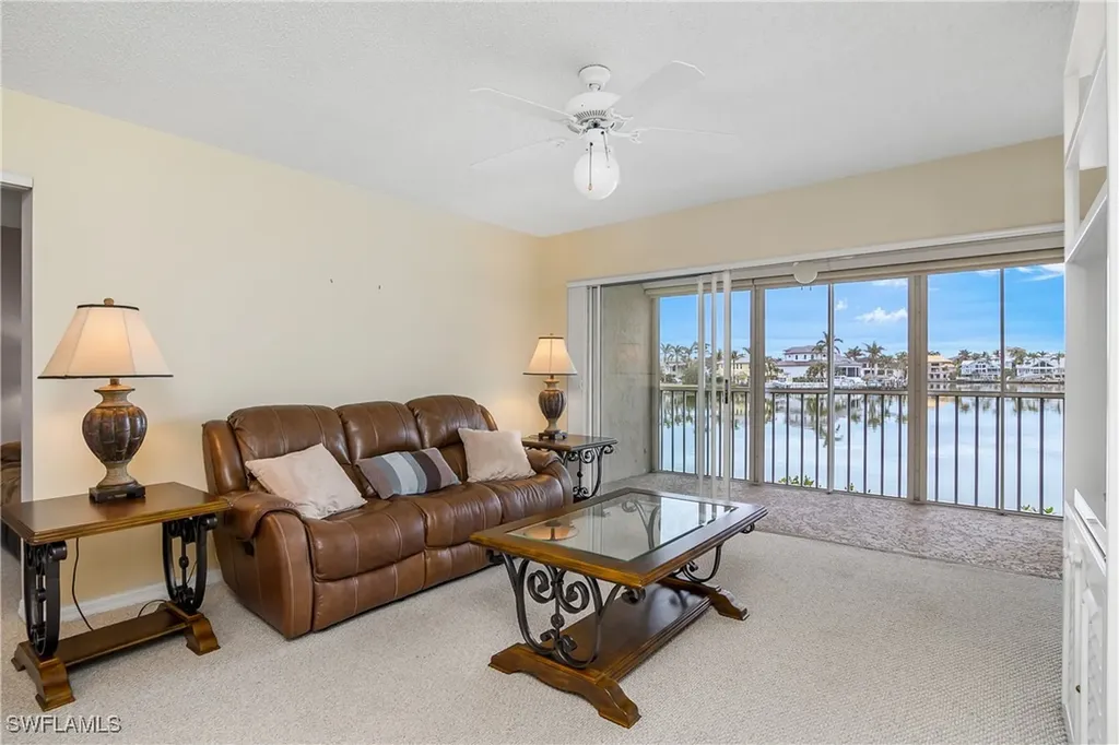 10682 Gulf Shore Drive Naples FL 34108