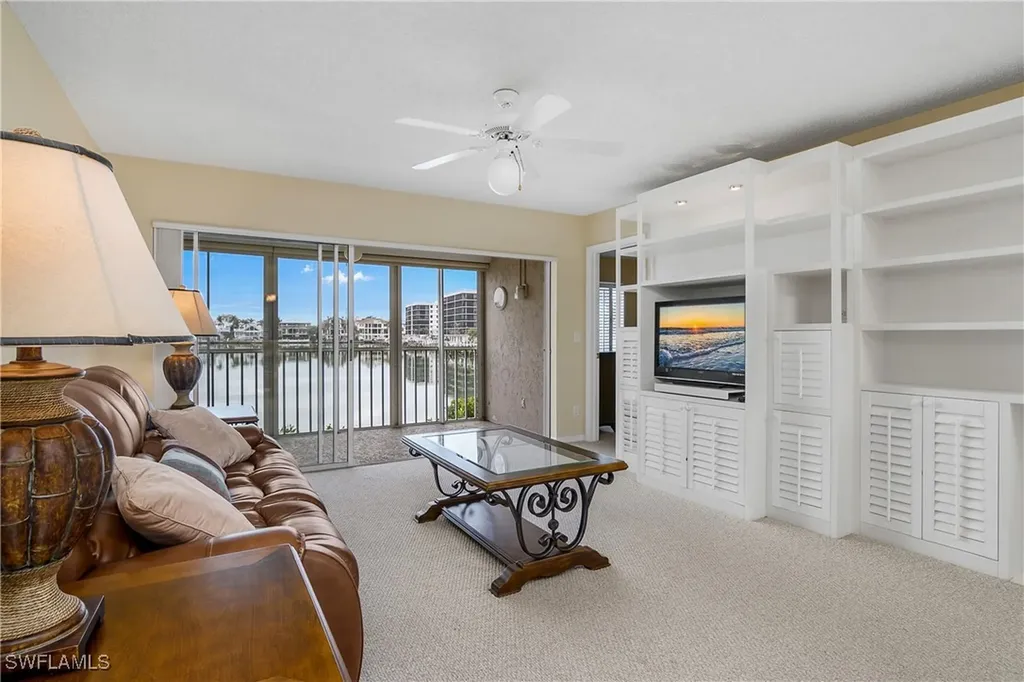 10682 Gulf Shore Drive Naples FL 34108