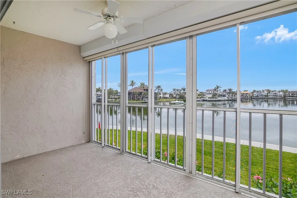 10682 Gulf Shore Drive Naples FL 34108