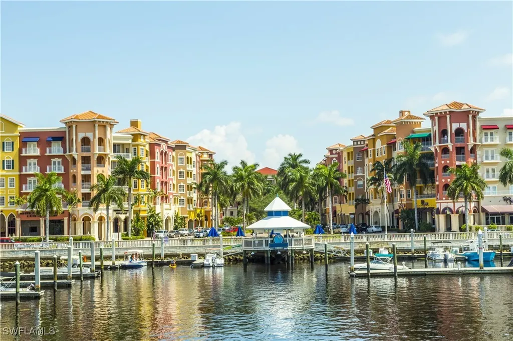 10682 Gulf Shore Drive Naples FL 34108