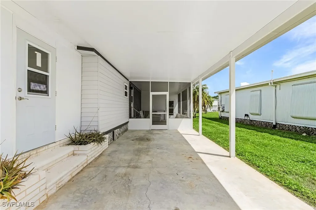 161 W Hampton Drive Fort Myers FL 33908