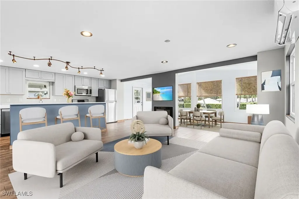 161 W Hampton Drive Fort Myers FL 33908