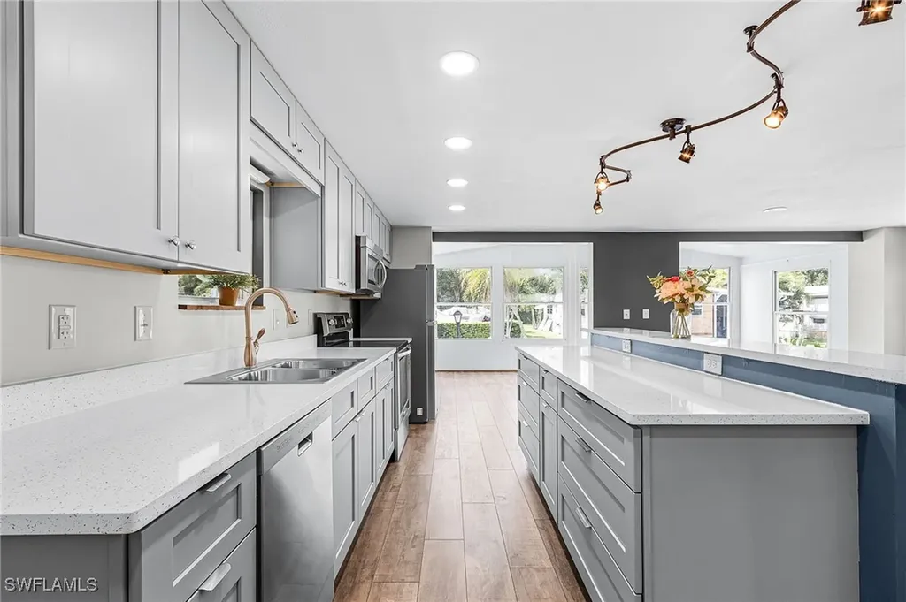 161 W Hampton Drive Fort Myers FL 33908