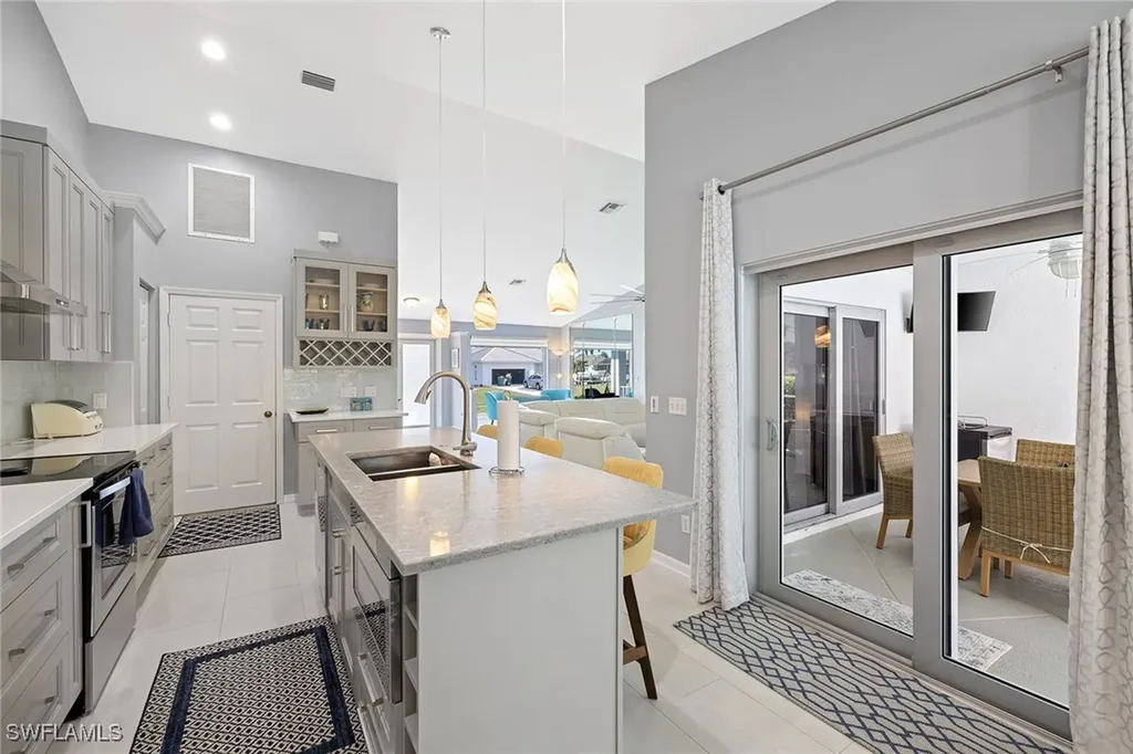 690 Amber Drive Marco Island FL 34145