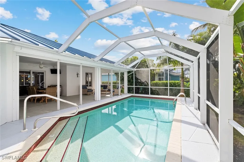 690 Amber Drive Marco Island FL 34145