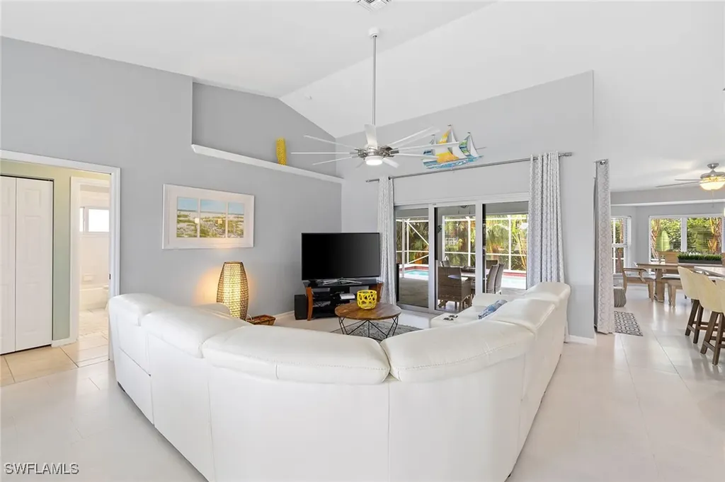 690 Amber Drive Marco Island FL 34145