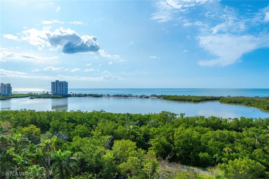 5550 Heron Point Drive Naples FL 34108