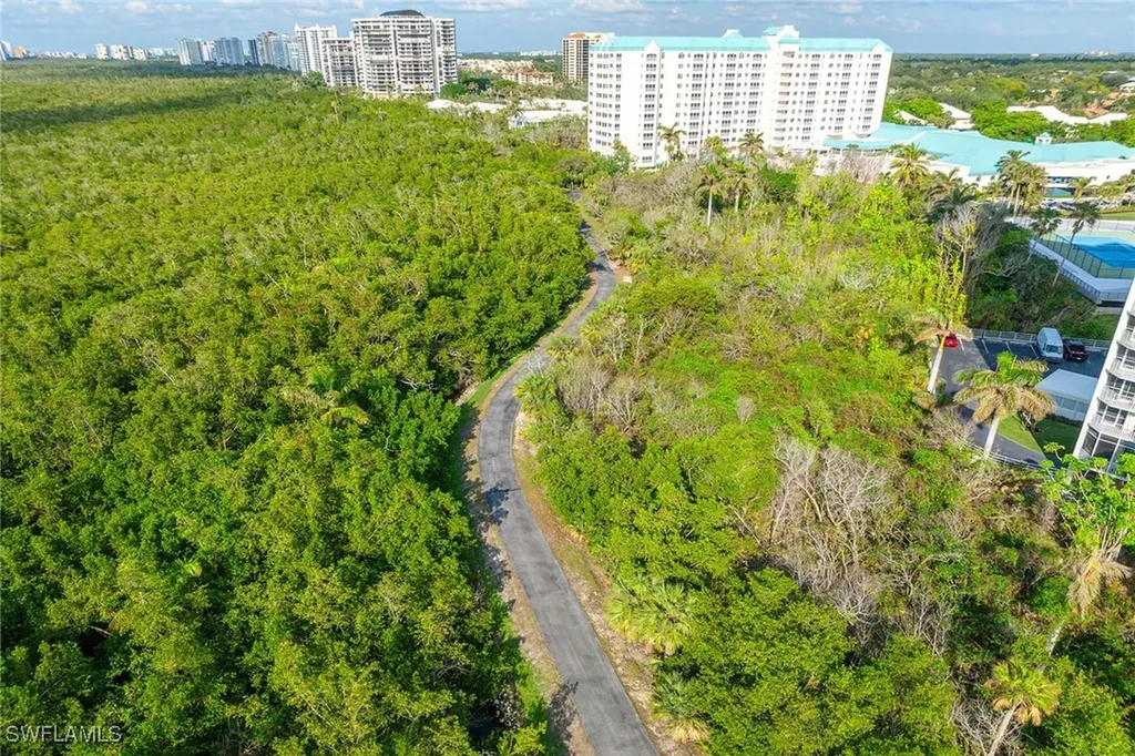 5550 Heron Point Drive Naples FL 34108