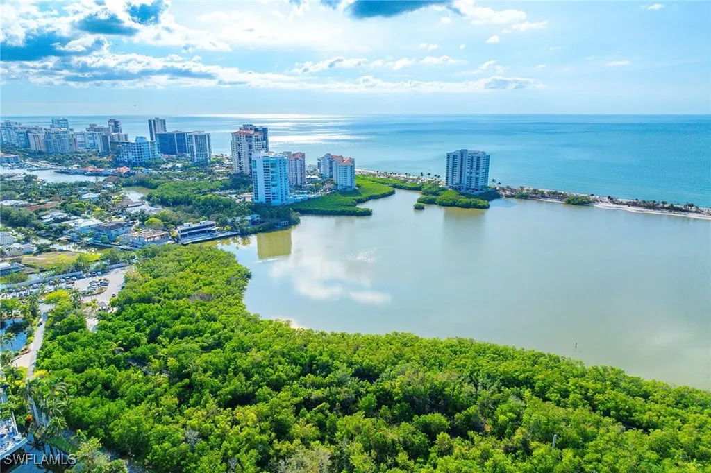 5550 Heron Point Drive Naples FL 34108