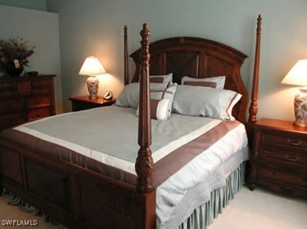 2312 Island Cove Circle Naples FL 34109