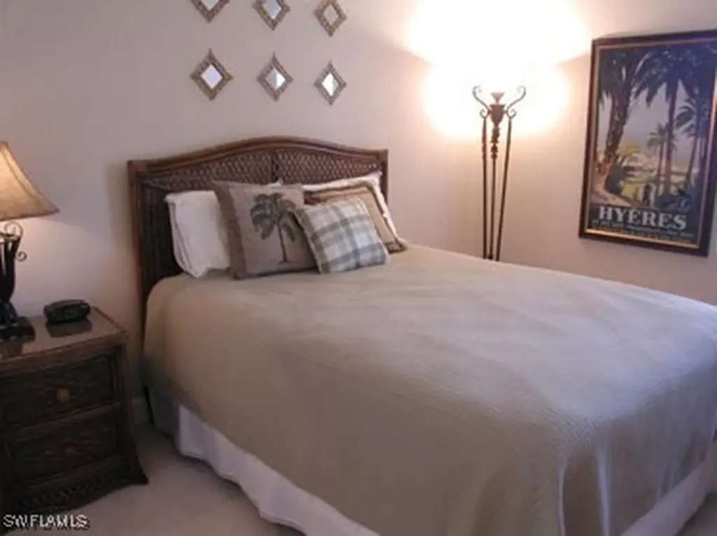 2312 Island Cove Circle Naples FL 34109