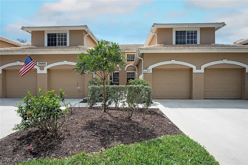 24821 Lakemont Cove Lane Bonita Springs FL 34134