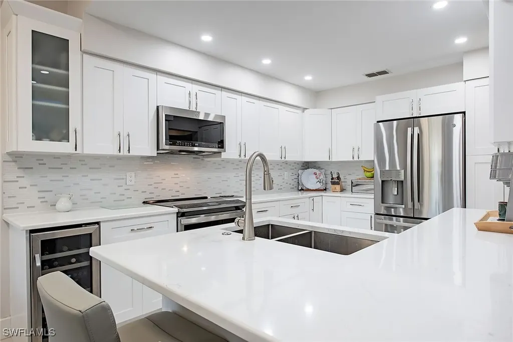 24821 Lakemont Cove Lane Bonita Springs FL 34134