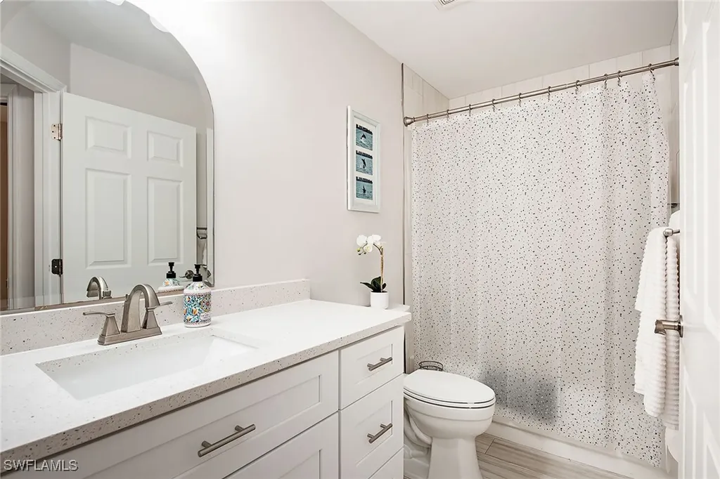 24821 Lakemont Cove Lane Bonita Springs FL 34134