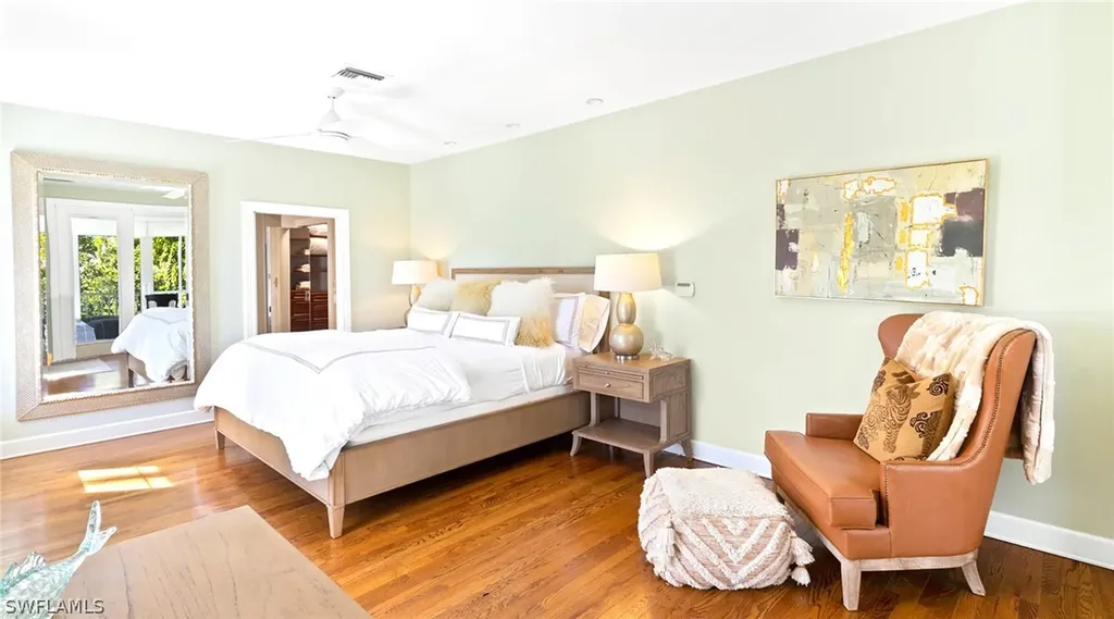 877 7th Street S Naples FL 34102