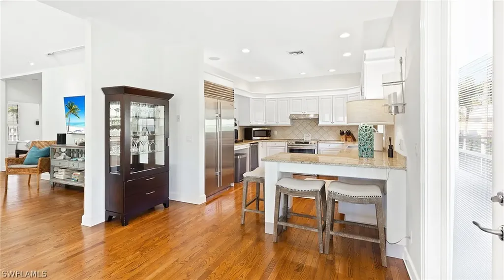 877 7th Street S Naples FL 34102