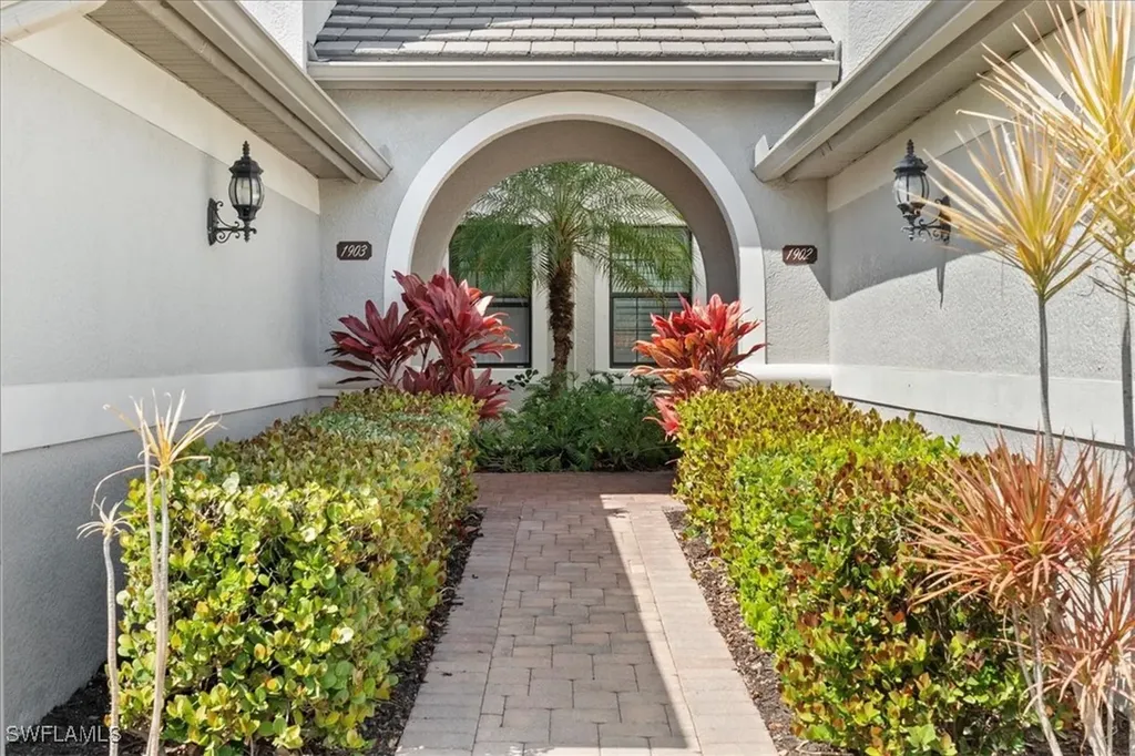12053 Covent Garden Court Naples FL 34120