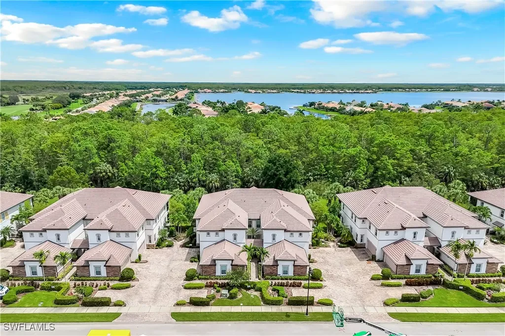 9520 Ironstone Terrace Naples FL 34120