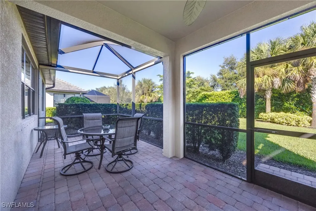 7248 Live Oak Drive Naples FL 34114