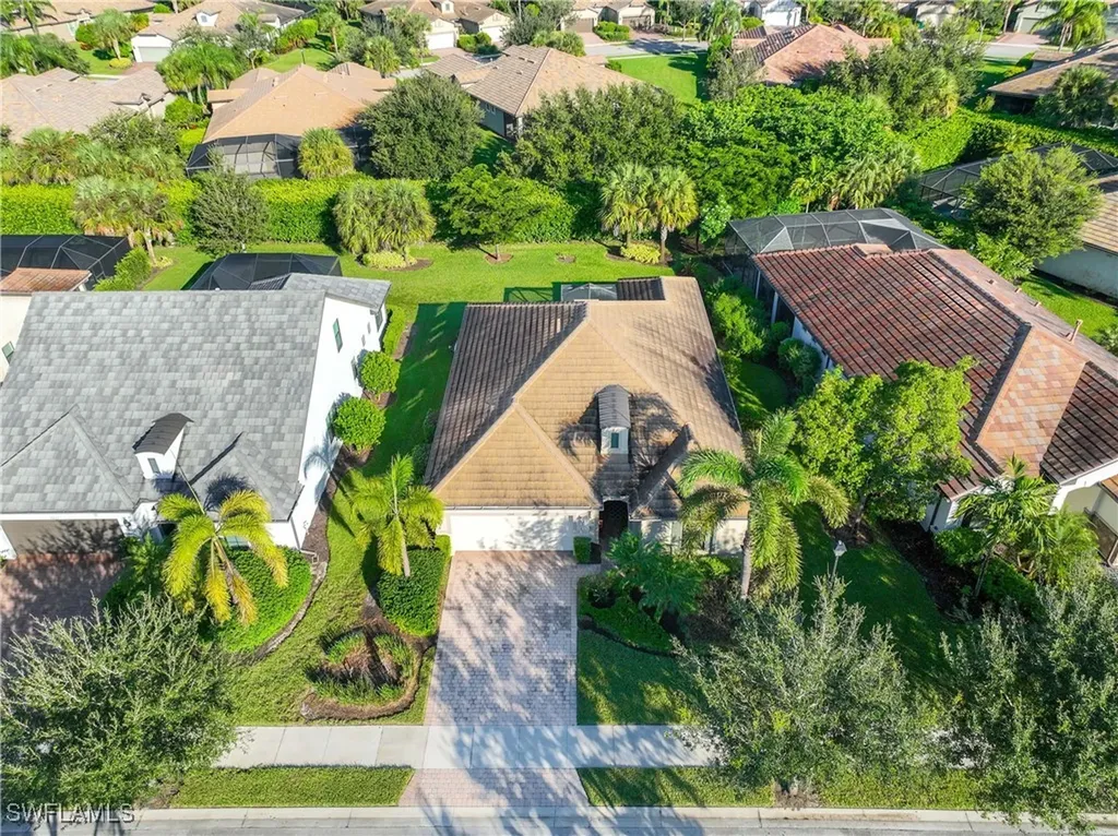 7248 Live Oak Drive Naples FL 34114