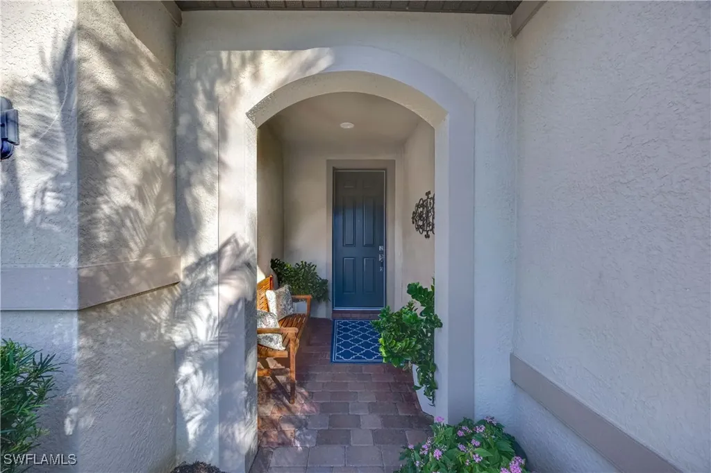 7248 Live Oak Drive Naples FL 34114