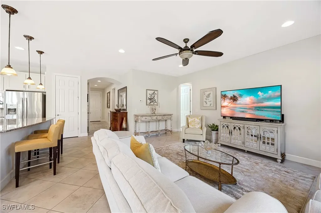 7248 Live Oak Drive Naples FL 34114