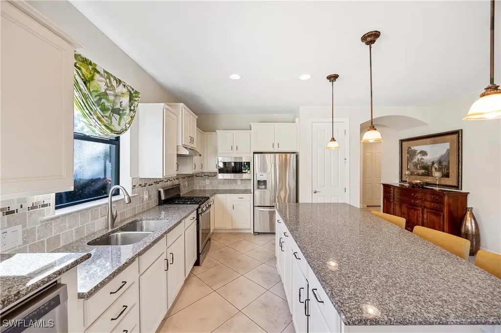 7248 Live Oak Drive Naples FL 34114