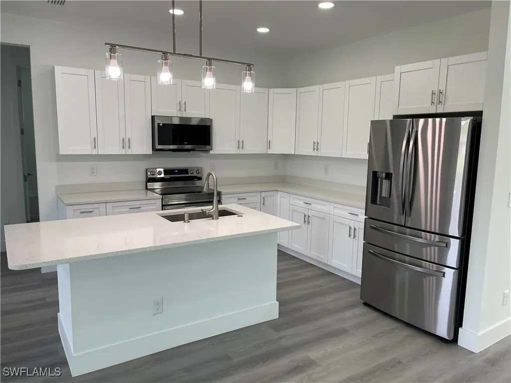 818 Anaconda Avenue S Lehigh Acres FL 33974