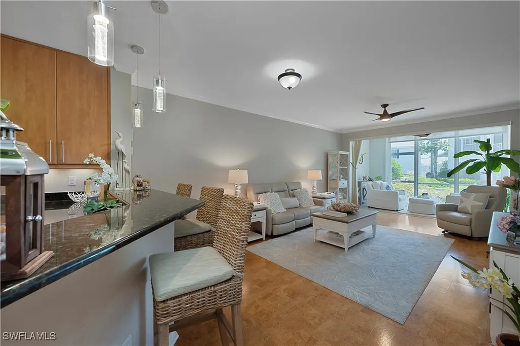 Naples FL, 7058 Barrington Circle, Unit 102
